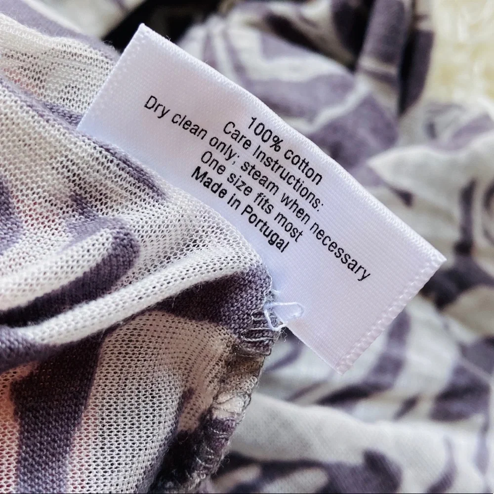 Rose Infinity Scarf - Picture 2 of 3